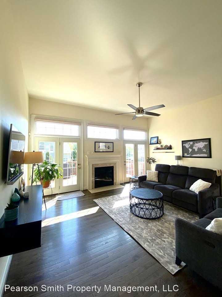 12038 Odion Ln - Photo 2 of 17