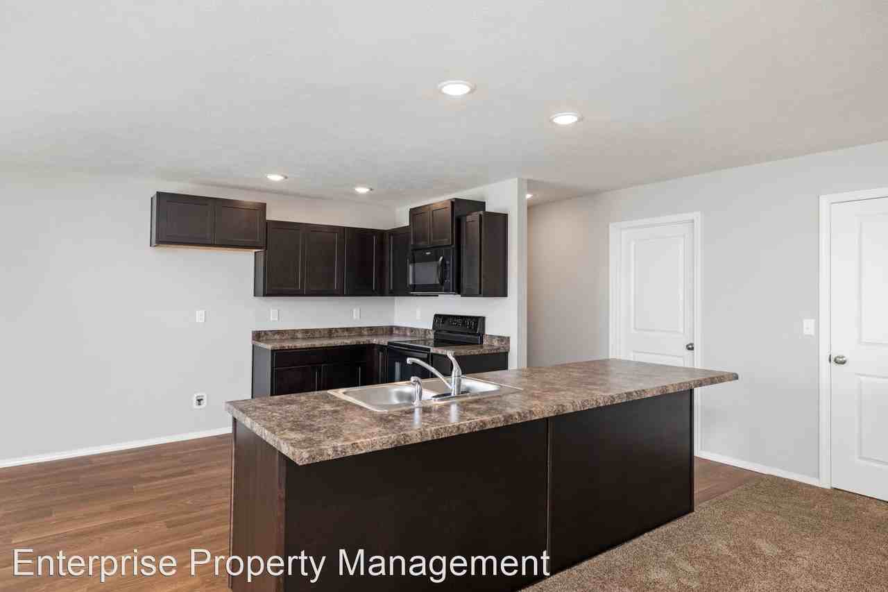 120 Pin Oak Dr - Photo 2 of 23