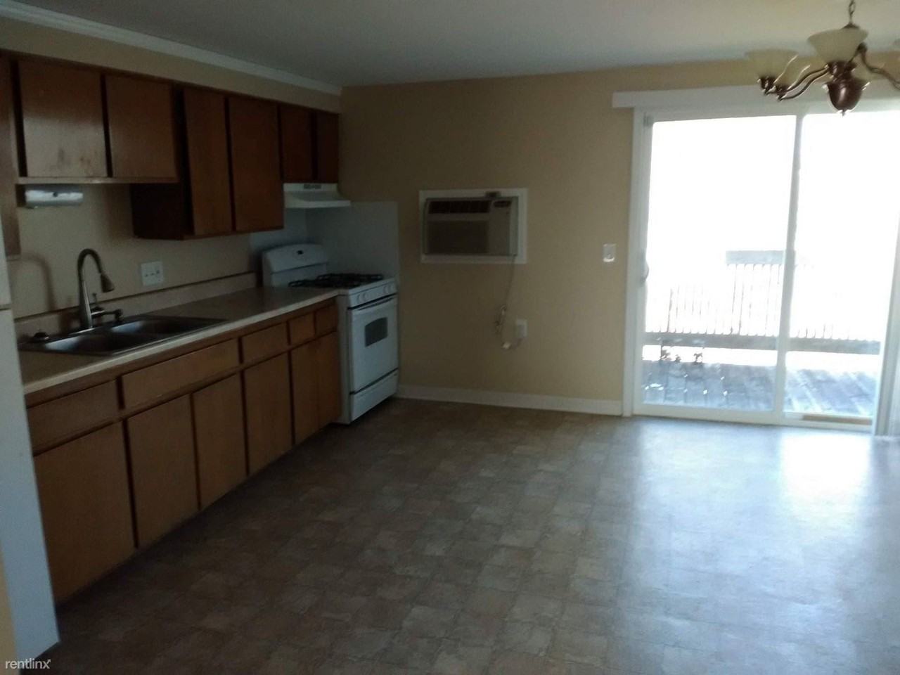 Romeo Village Green Apts Apartments 409 S Main St, Romeo, MI 48065 Zumper