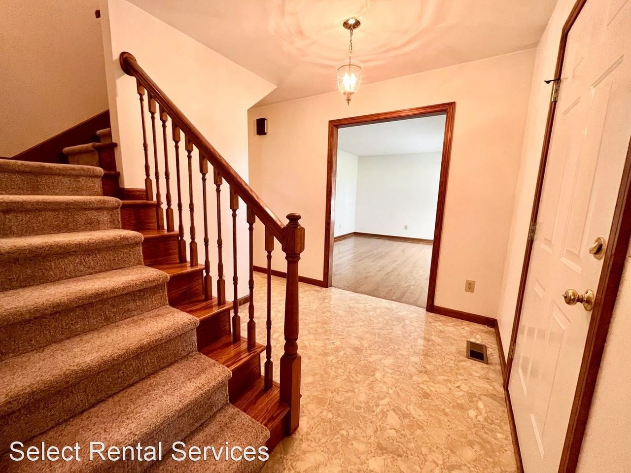 106 Sleepy Hollow Rd - Photo 3 of 15