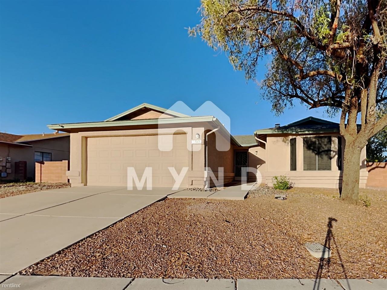 8690 N Moison Dr - Photo 3 of 19