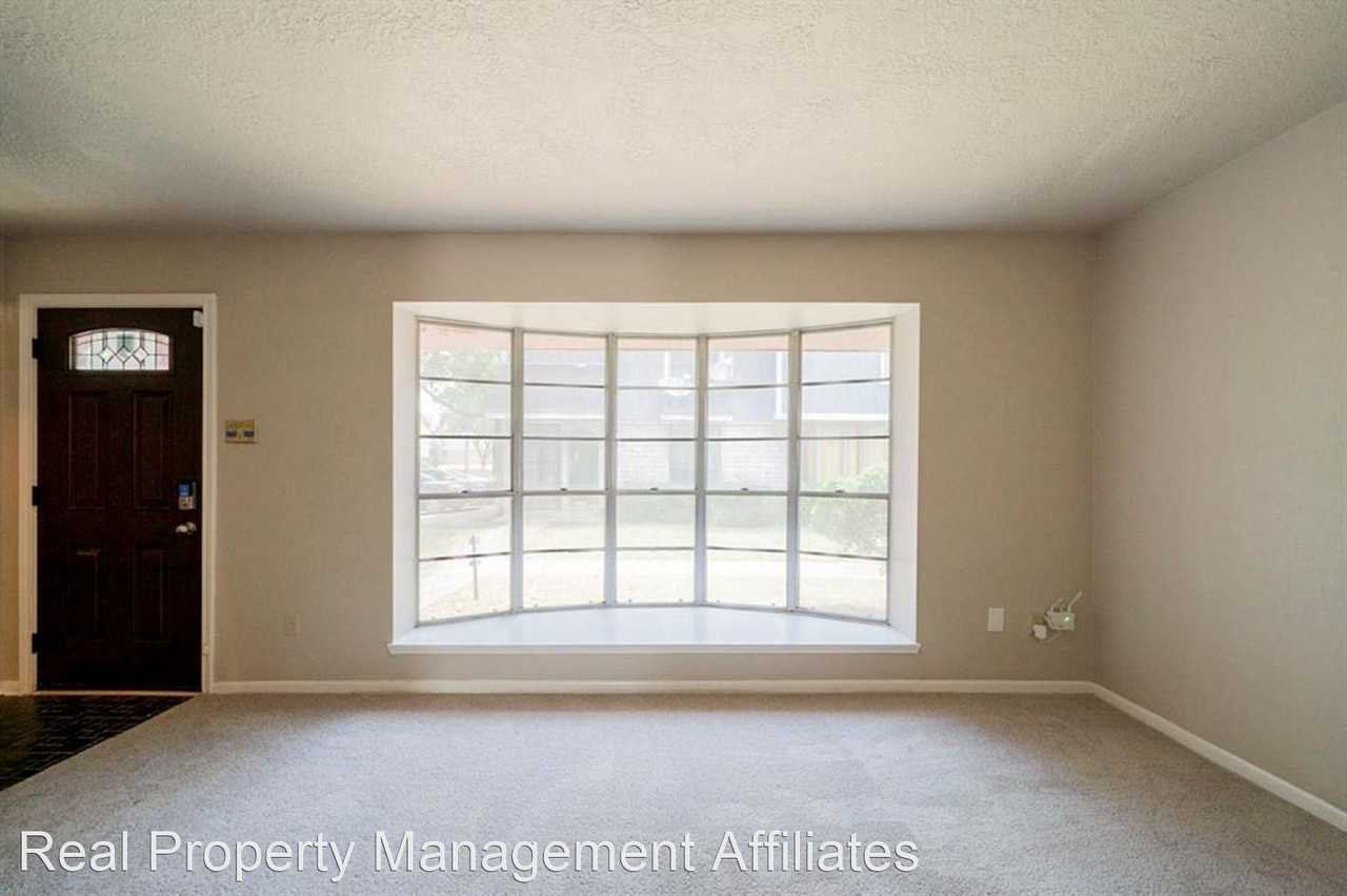 13472 Castilian Dr #2 - Photo 2 of 24