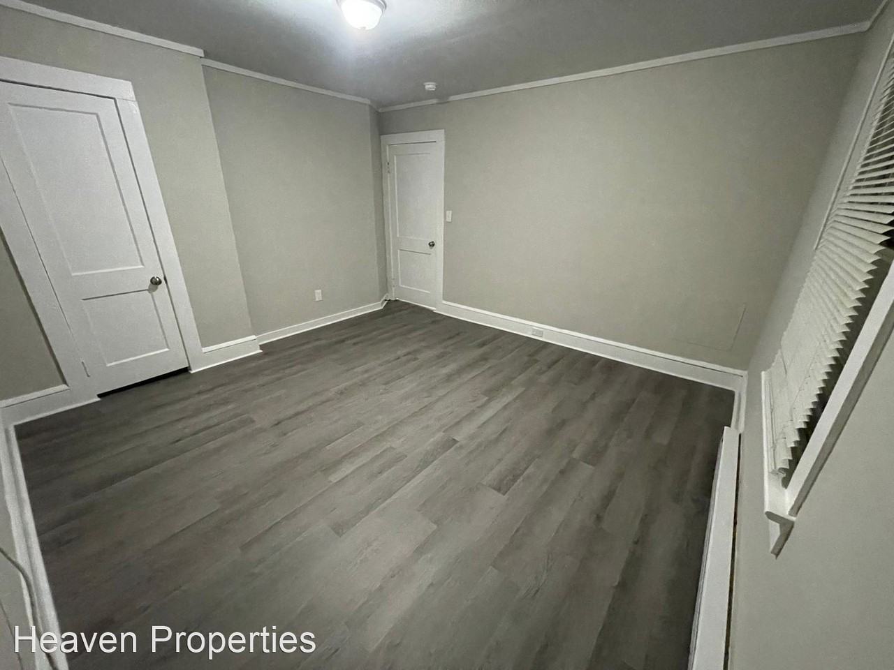 622 Wilson St - Photo 2 of 8