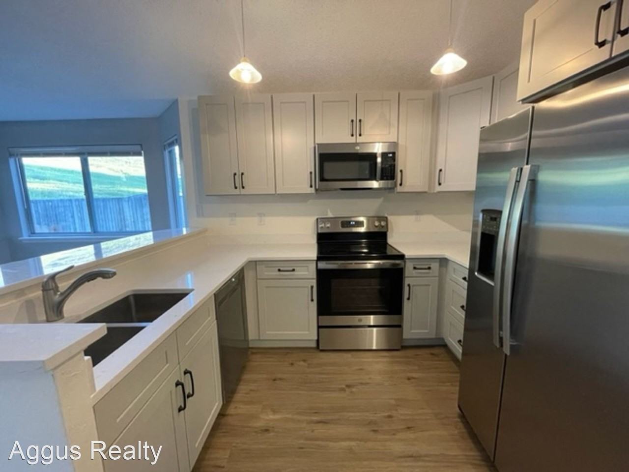 6928 S Dover Way - Photo 3 of 41