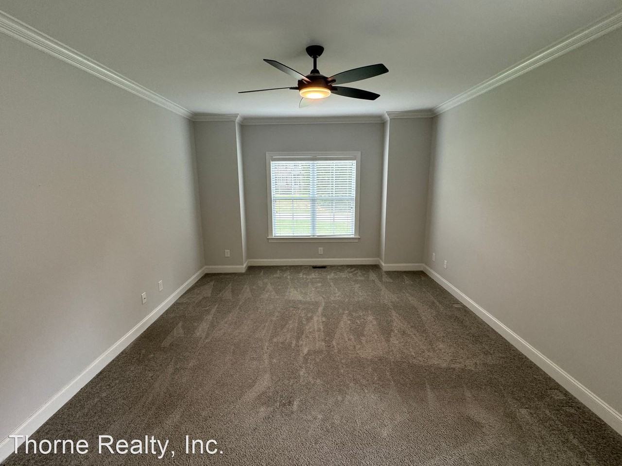 6223 Venice Ct - Photo 3 of 21