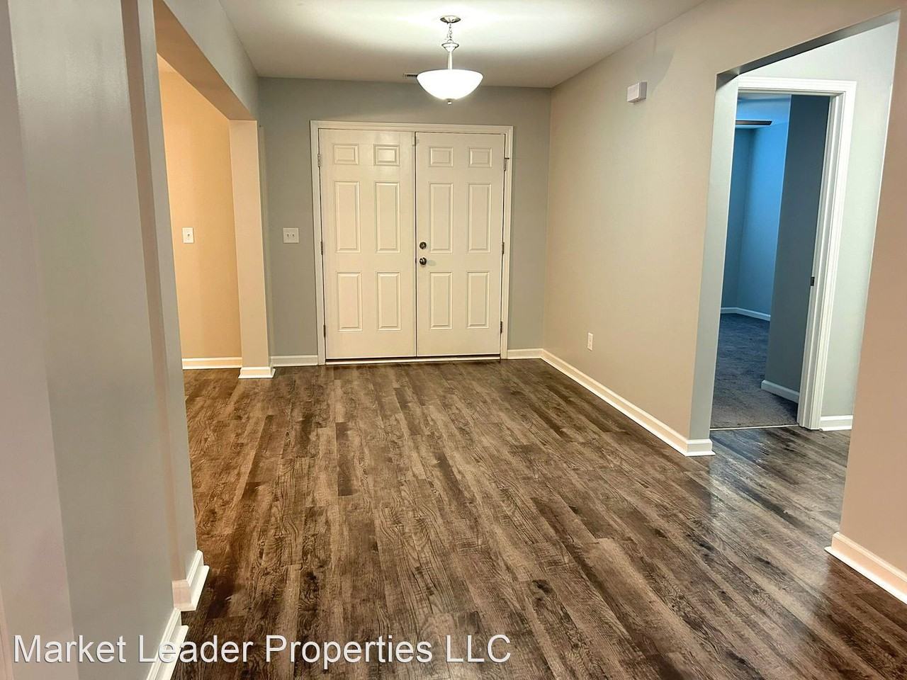 9160 Old Carriage Rd - Photo 2 of 17