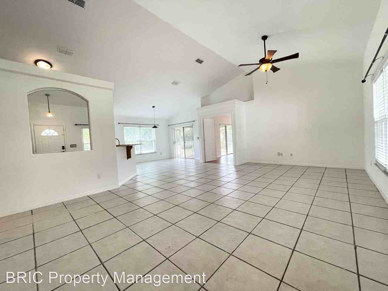 5522 Lake Lizzie Dr - Photo 3 of 24