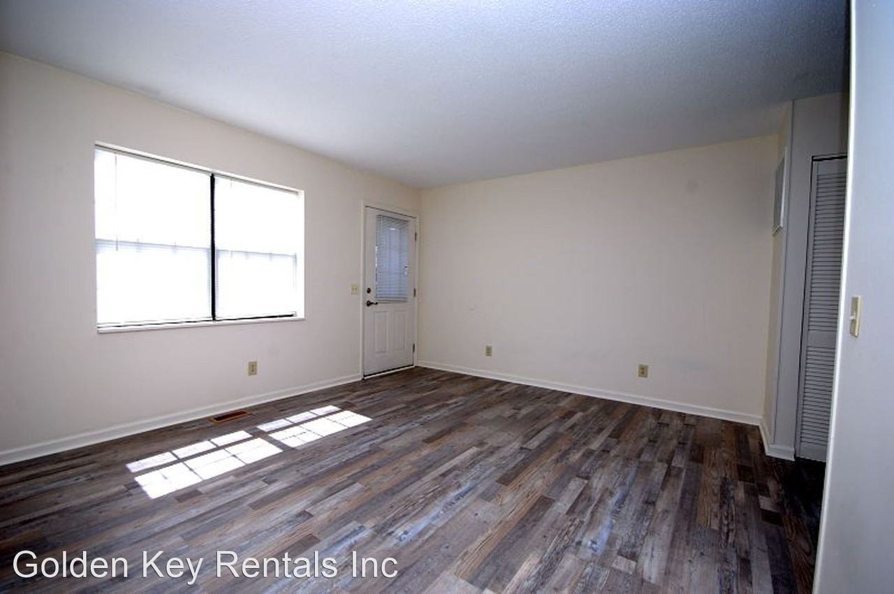 101 Oakwood St #F - Photo 3 of 9