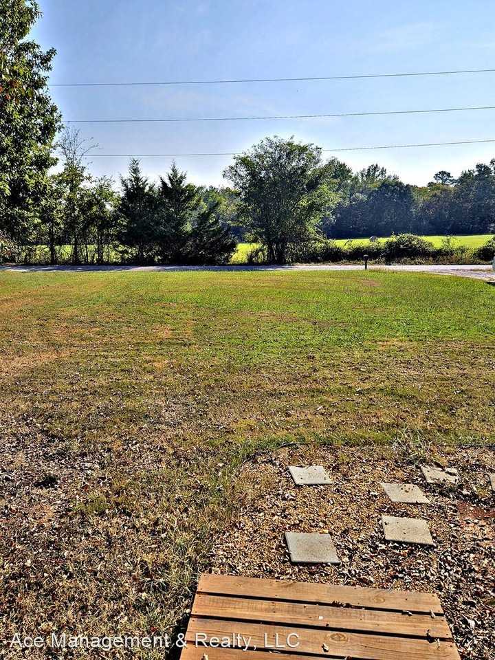 841 County Road 213 - Photo 2 of 20