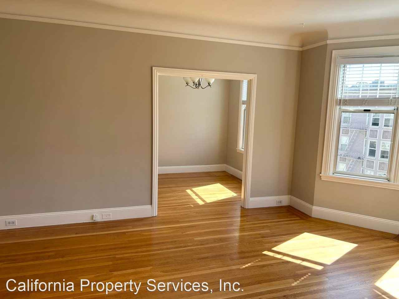 Franciscan Apts - Photo 6 of 32