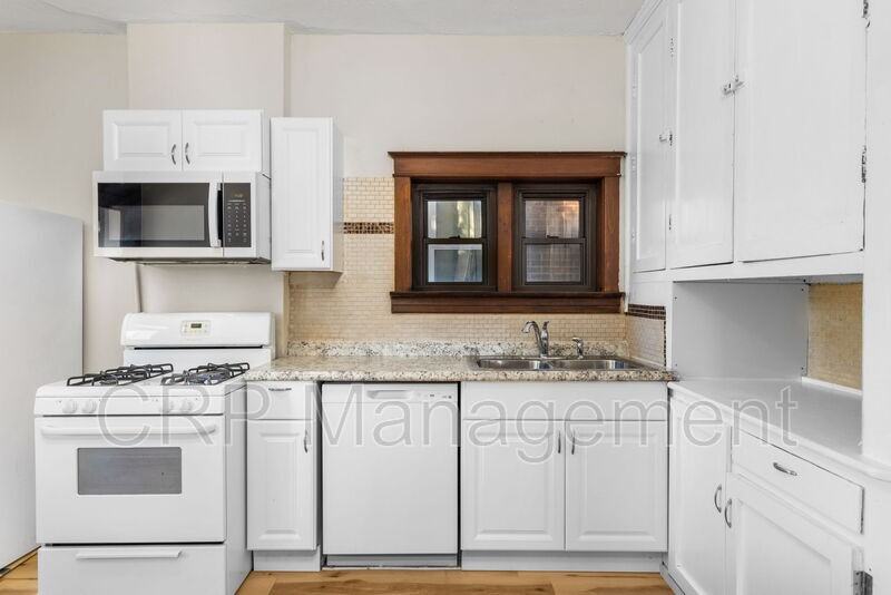 5033 Ray Ave - Photo 5 of 25