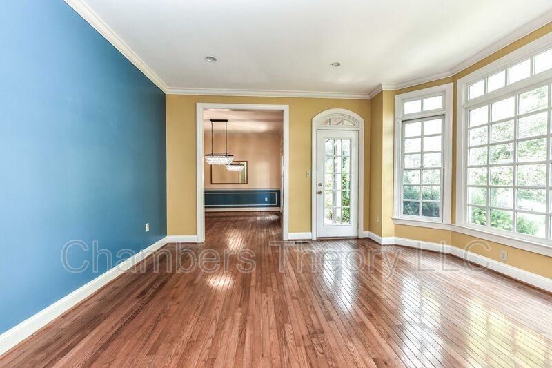 4005 Guinea Rd - Photo 3 of 35