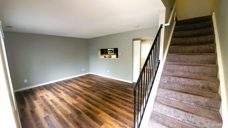 422 N 18th Ave - Photo 2 of 30