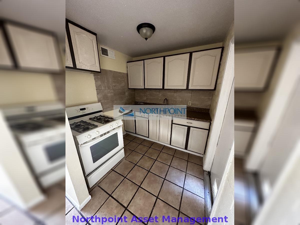 1519 W Desert Cove Ave - Photo 3 of 4