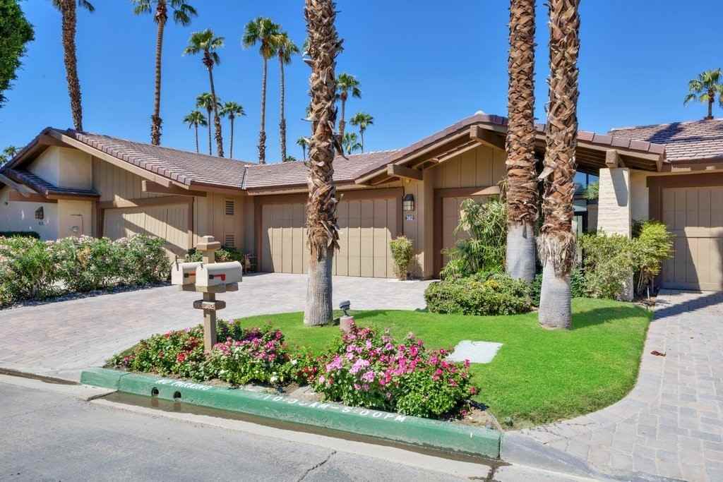 Las Serenas Apartments - Palm Desert, CA 92260