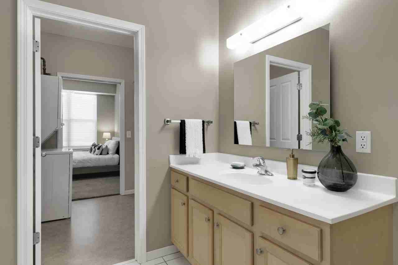 West River Commons - Photo 6 of 13