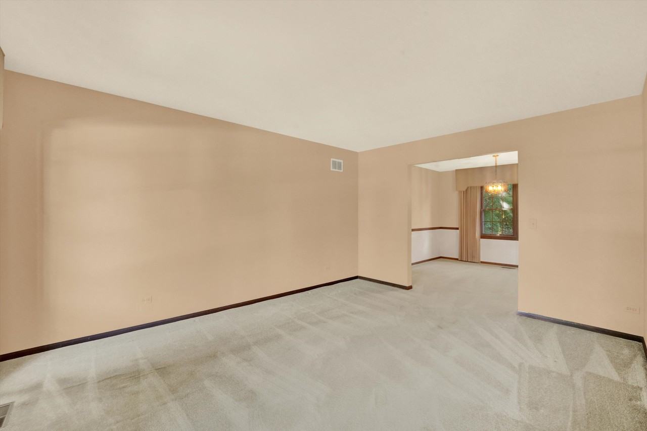 10 Shoshoni Trail - Photo 3 of 18