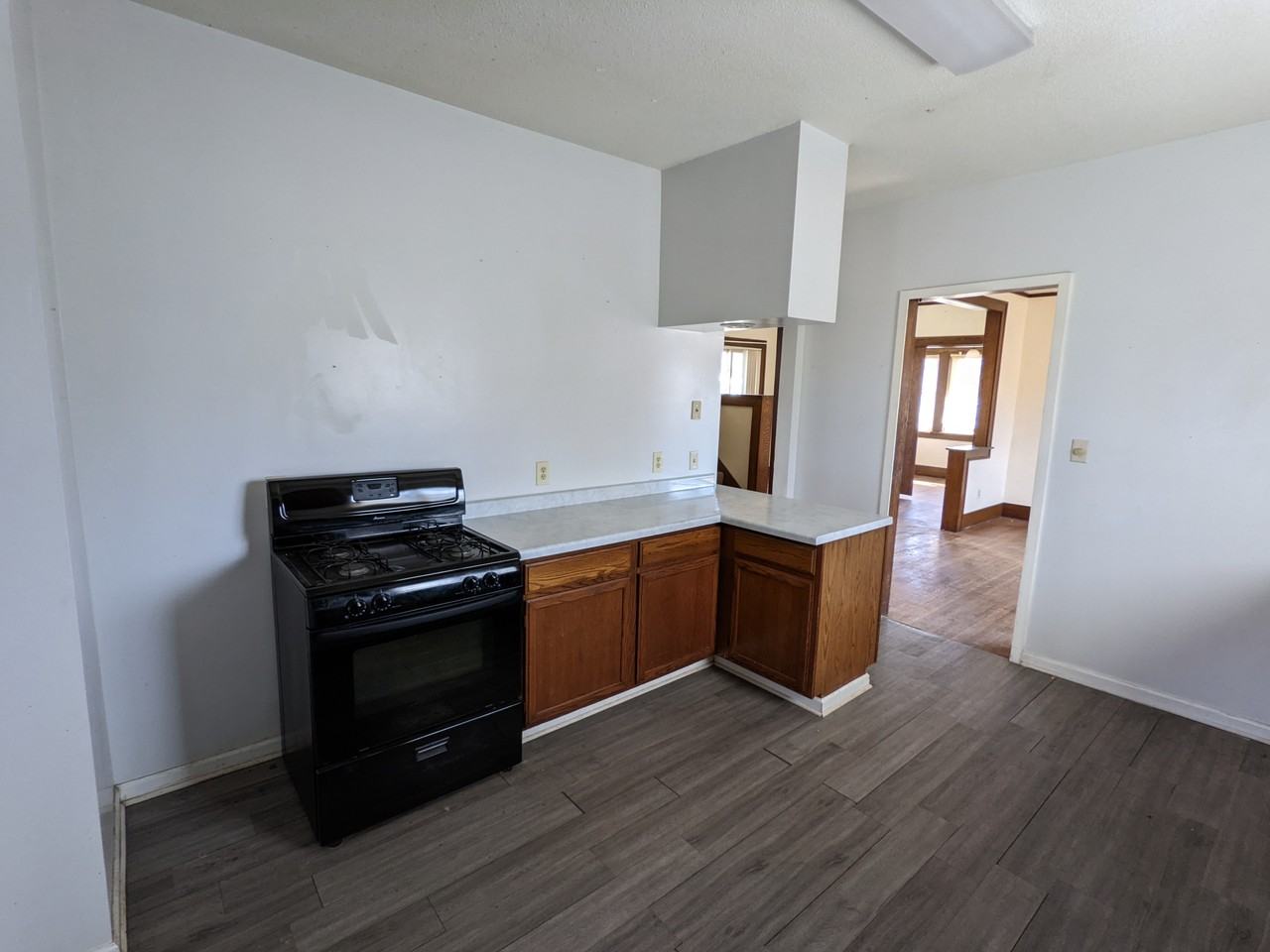 708 Park Street - Photo 2 of 21