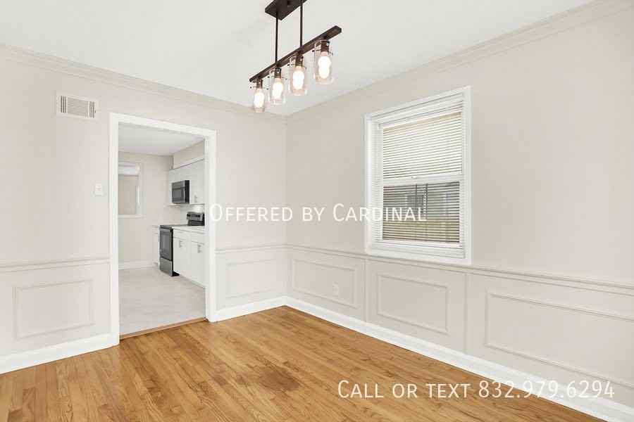 1510 Merrycrest Dr - Photo 3 of 16