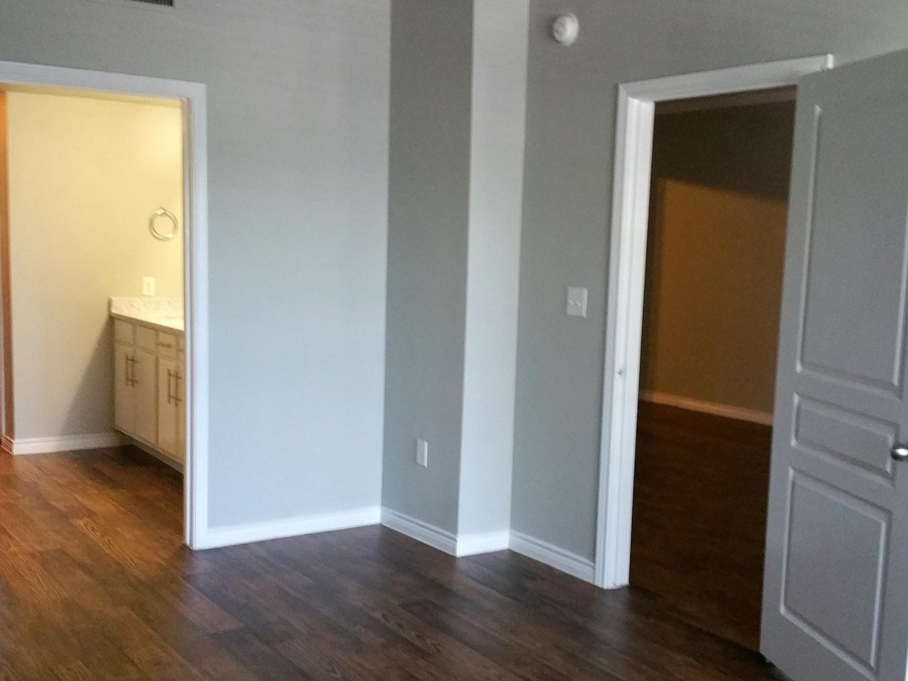 405 Rio Grande St - Photo 7 of 16