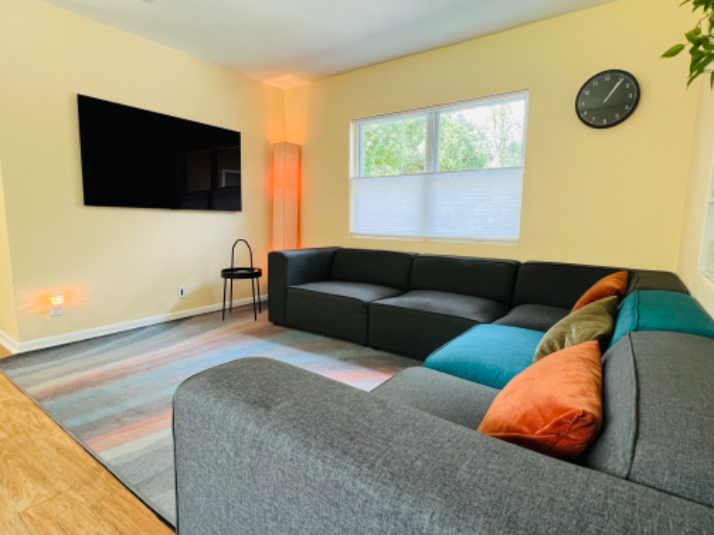 4015 Shasta Dr - Photo 2 of 31