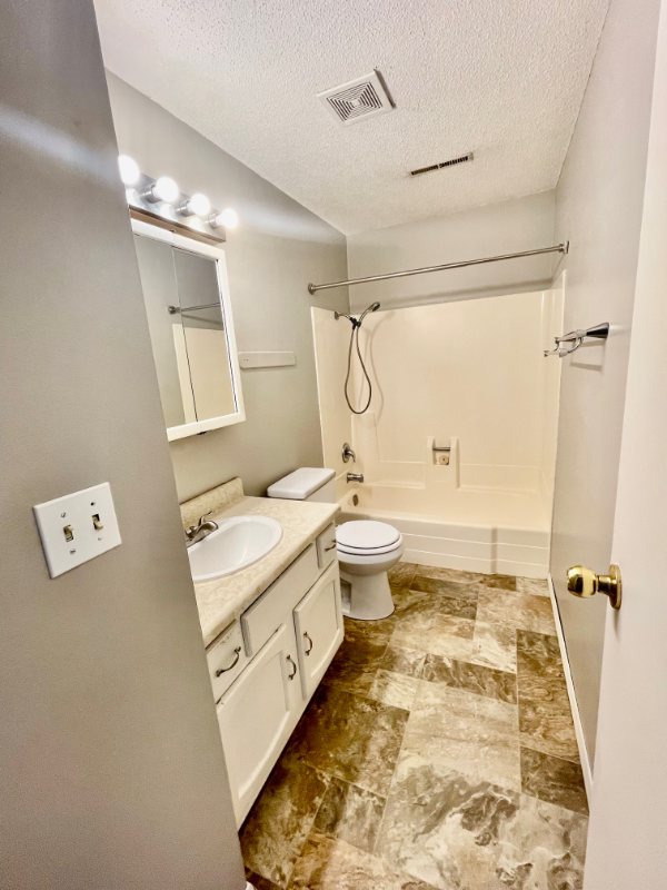 616 N Garfield Ave - Photo 3 of 10