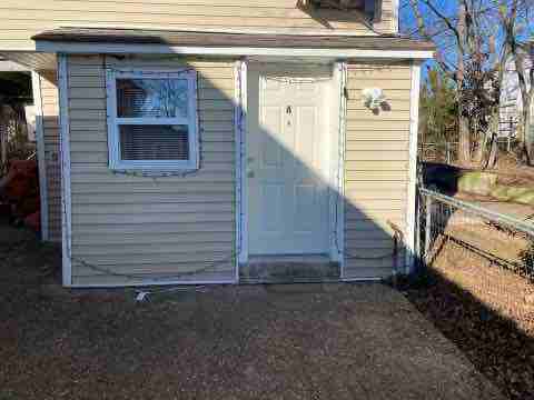 110 Roosevelt St #A - Photo 2 of 9