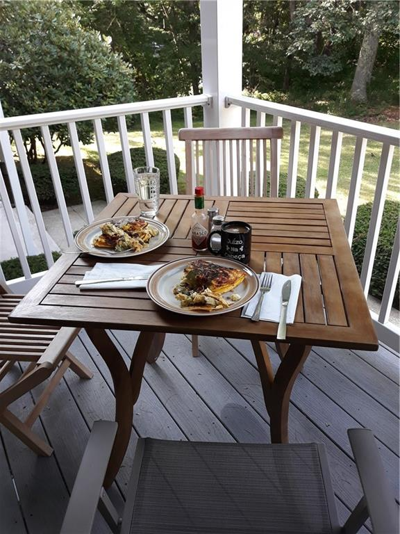 11 Stonehenge Dr - Photo 2 of 16