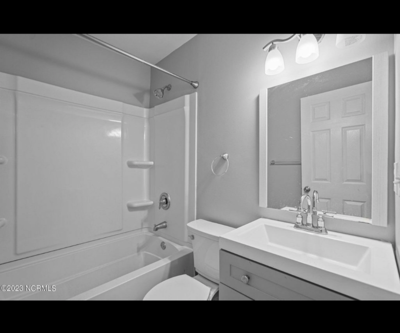 2603 Mcclammy St - Photo 4 of 10