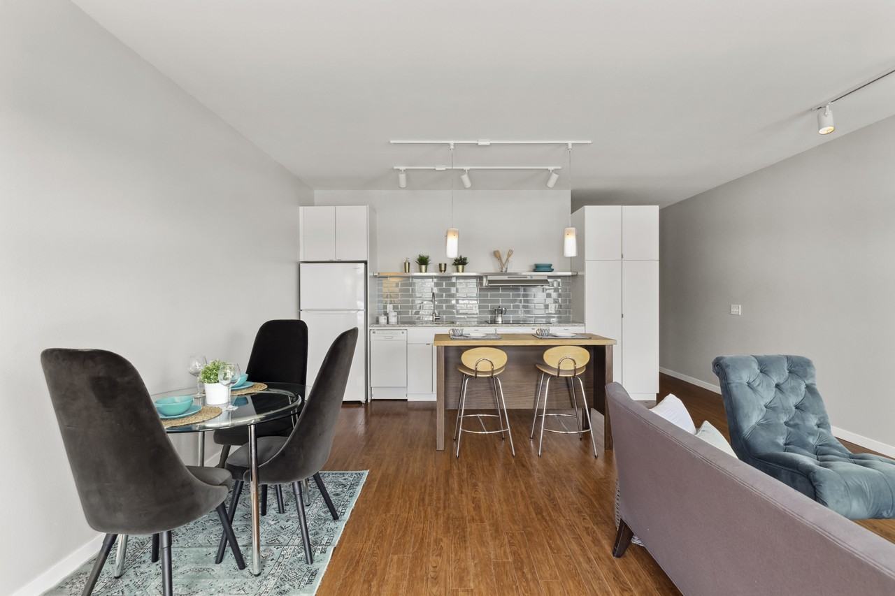 Parkway West Apartments - Photo 4 of 16