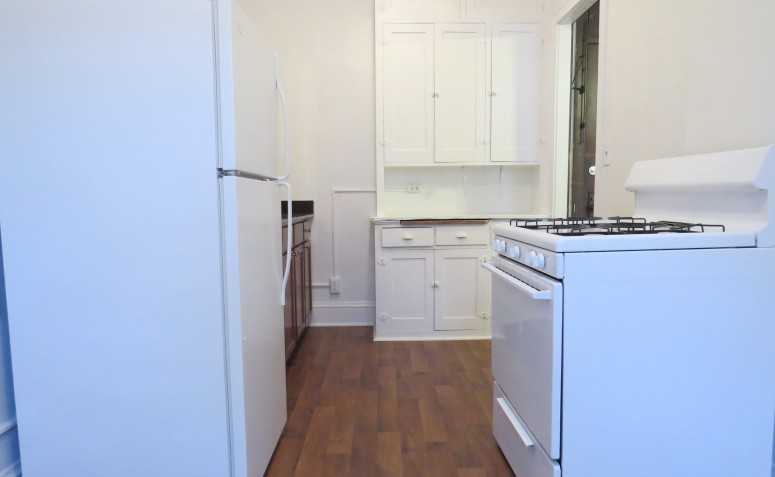 LorWest Flats - Photo 3 of 9