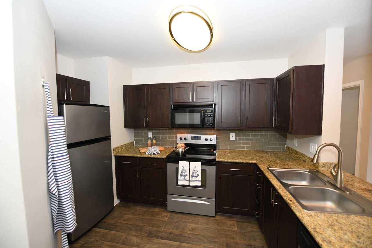 Axcess 15 Apartments - Photo 2 of 14