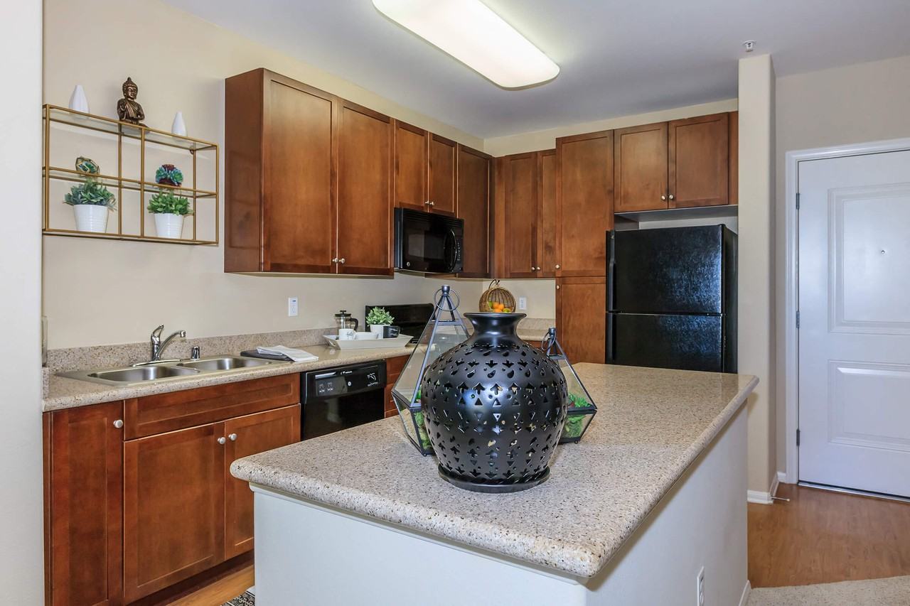 Meridian Place Apartment Homes - Photo 2 of 29