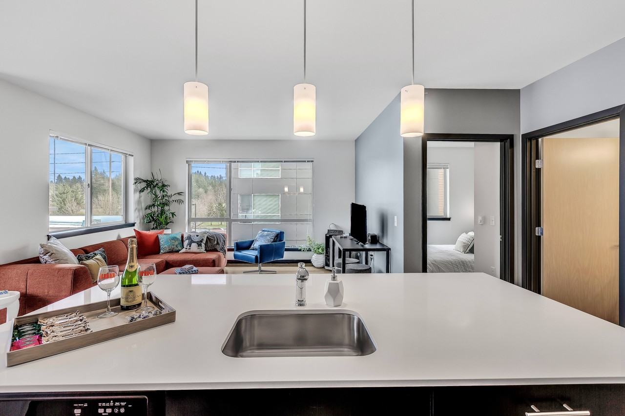 Vue 22 Apartments - Photo 2 of 28