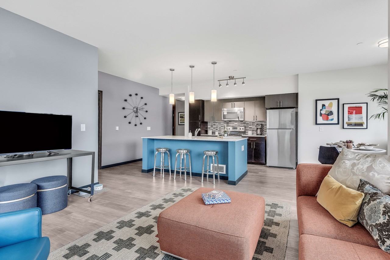 Vue 22 Apartments - Photo 3 of 28