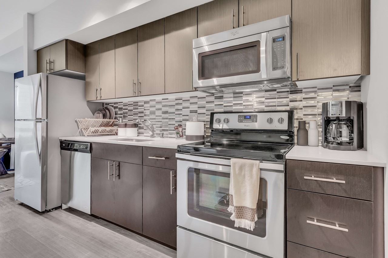 Vue 22 Apartments - Photo 7 of 28