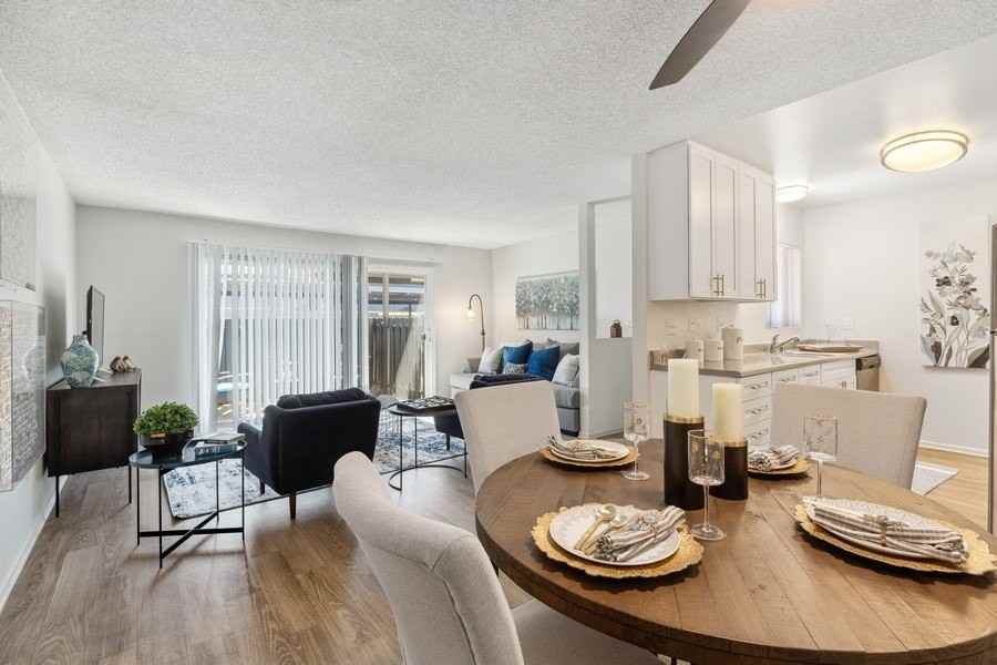 The District Apartment Homes - Photo 5 of 23