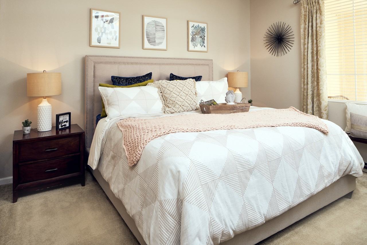 Victoria Arbors Apartment Homes - Photo 5 of 23