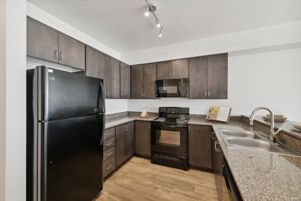 Maddox Apartments - Photo 4 of 17