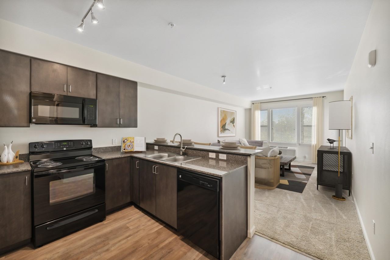 Maddox Apartments - Photo 5 of 17