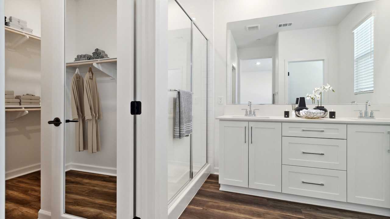 Merge 56 - Photo 6 of 21