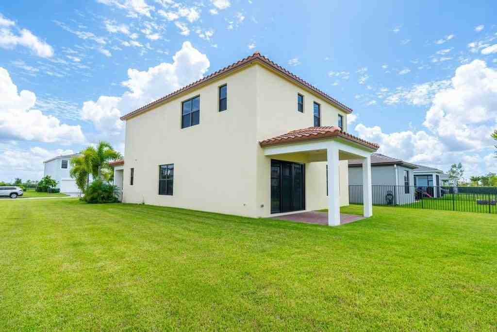 4871 Sand Dollar Dr - Photo 3 of 8