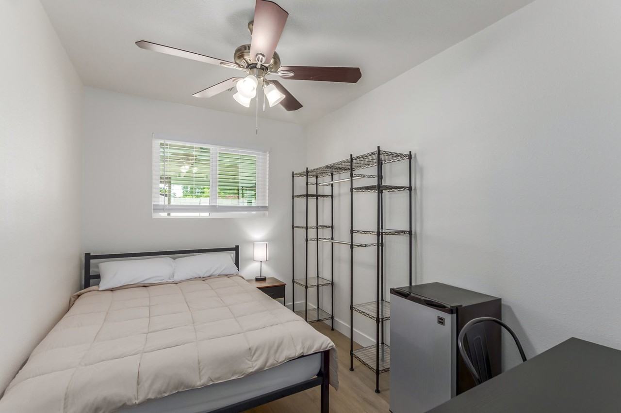 N 32nd Ave - Photo 4 of 9