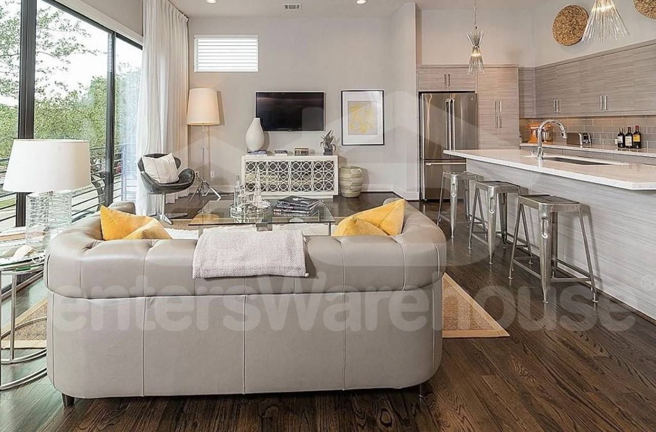 1004 California St - Photo 3 of 10