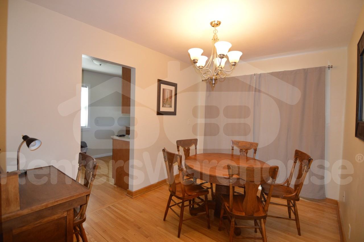 5632 James Ave S - Photo 2 of 10