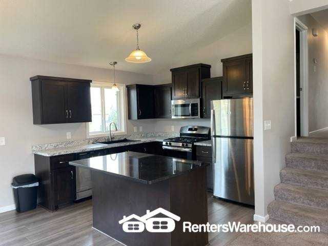 4381 122nd Cir Ne - Photo 2 of 10