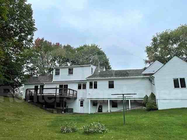 40 Stubbs Bay Rd - Photo 3 of 10