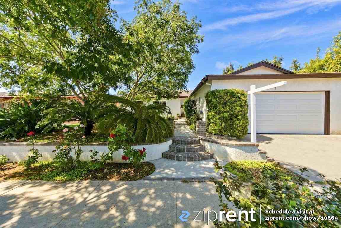 2602 Murray Ridge Rd - Photo 2 of 18