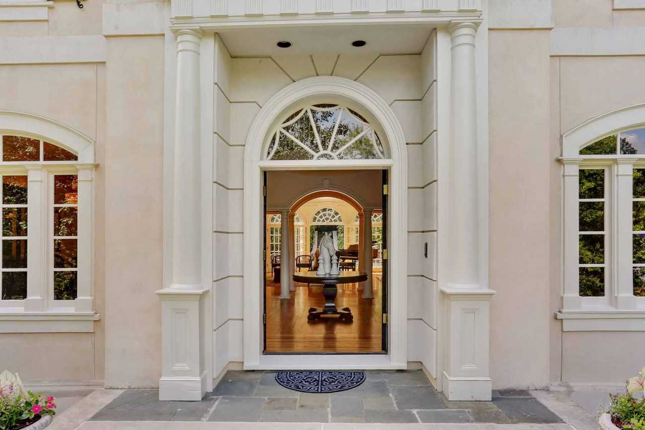 25 Asheworth Ct NW - Photo 2 of 25