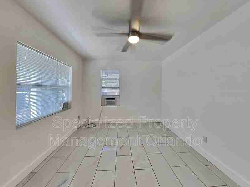 343 Pleasant St, Daytona Beach, FL 32114-3009 - Photo 2 of 21